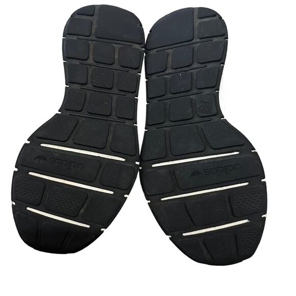 Adidas swift run D97219 knit light weight. Size 6.5 - Picture 6 of 8